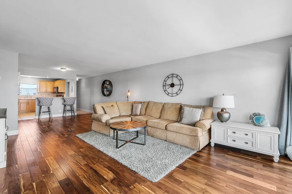 1160 Hillsboro Mile Hillsboro Beach FL 33062