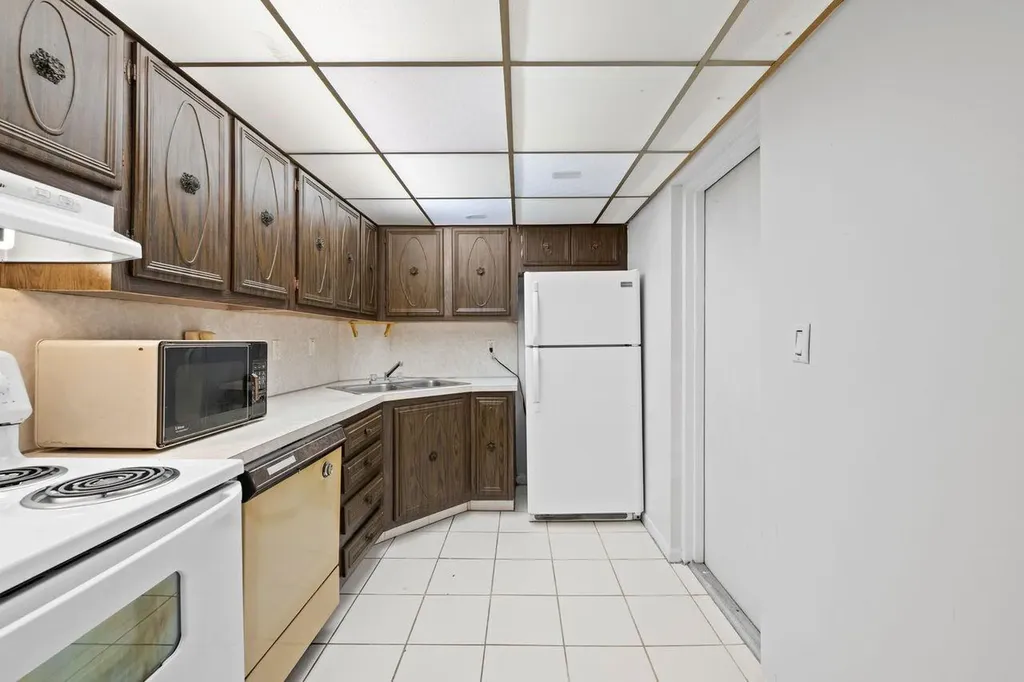 3101 Oakland Shores Drive Oakland Park FL 33309