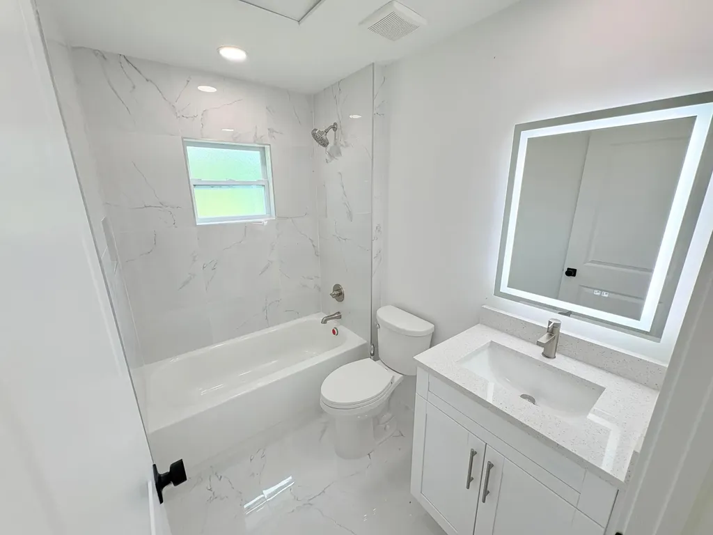 3310 NW 21st Avenue Okeechobee FL 34972