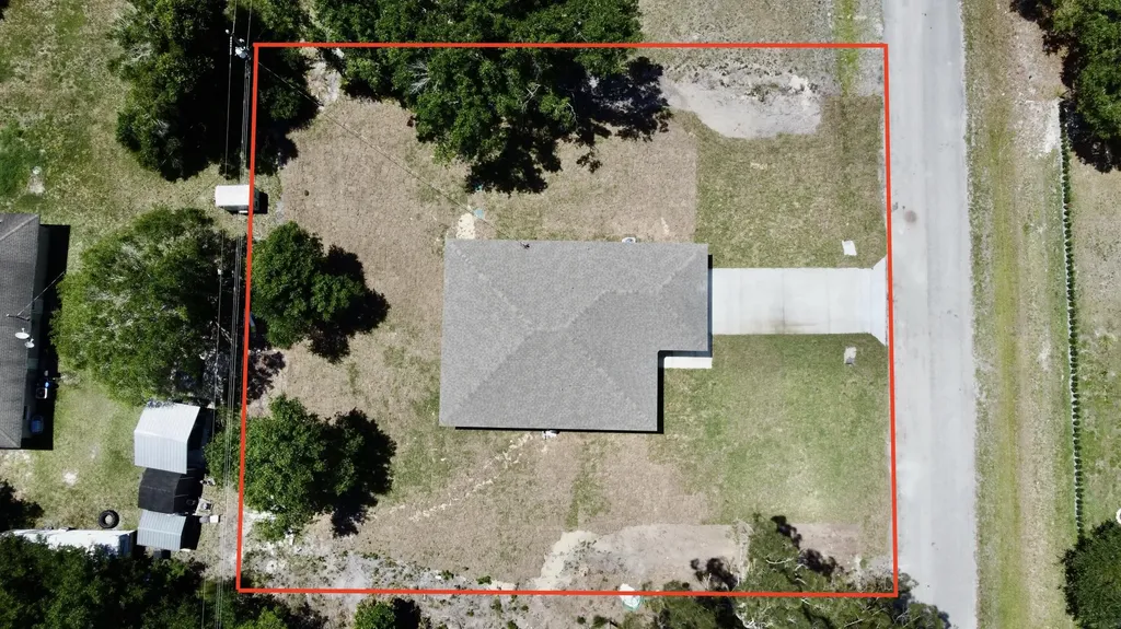 3310 NW 21st Avenue Okeechobee FL 34972