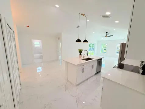 3310 NW 21st Avenue Okeechobee FL 34972