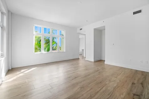178 Lake Drive Palm Beach Shores FL 33404