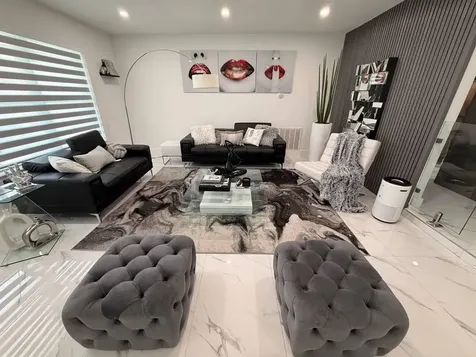 6861 Park Street Hollywood FL 33024