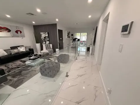 6861 Park Street Hollywood FL 33024