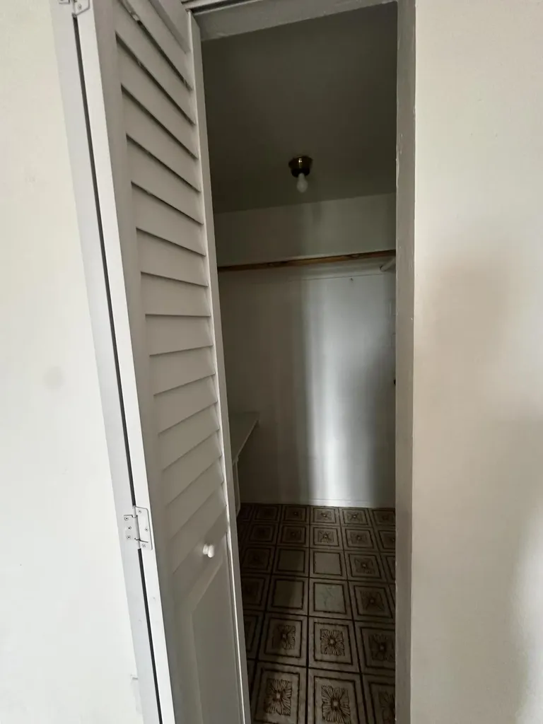 13707 Kendale Lakes Circle Miami FL 33183