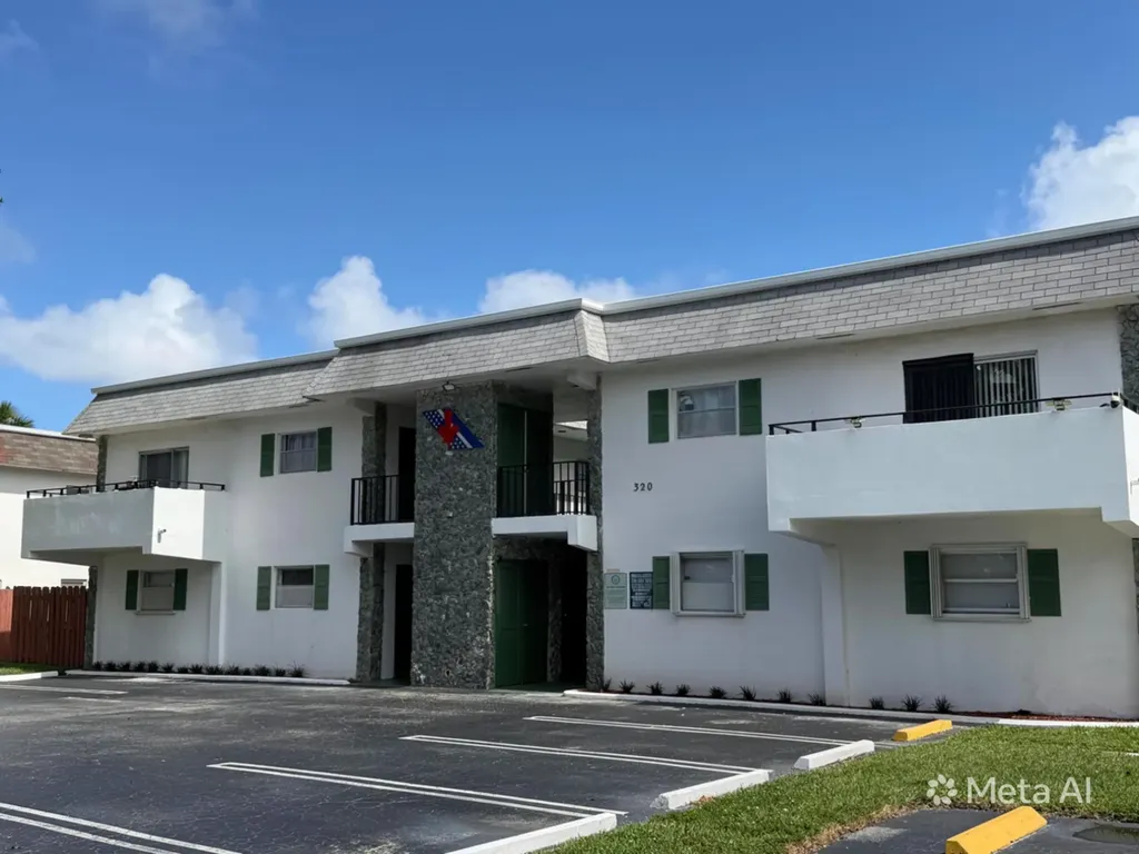 320 SW 1st Street Pompano Beach FL 33060