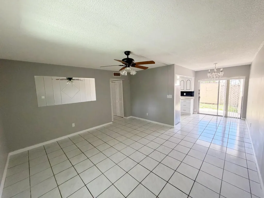 320 SW 1st Street Pompano Beach FL 33060