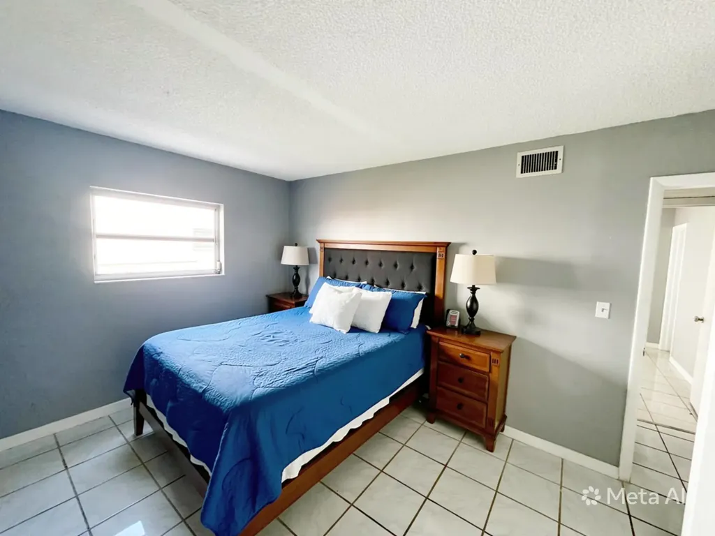 320 SW 1st Street Pompano Beach FL 33060