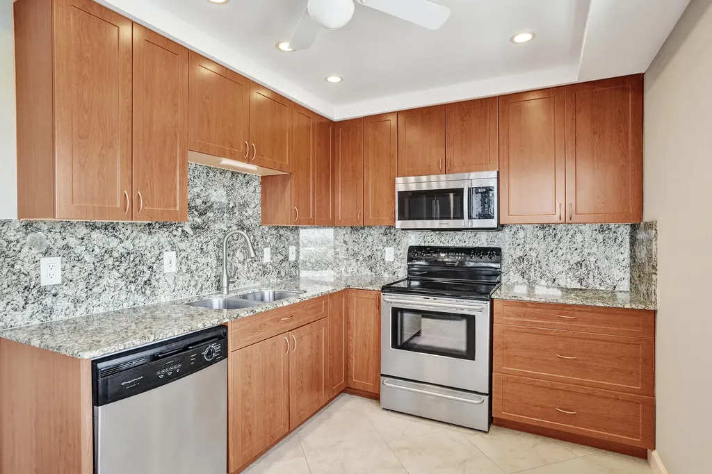 405 N Ocean Boulevard Pompano Beach FL 33062