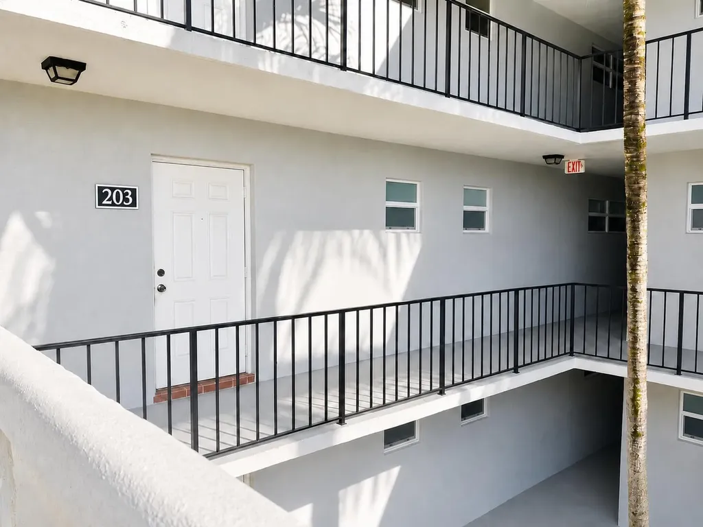 30 Colonial Club Drive Boynton Beach FL 33435
