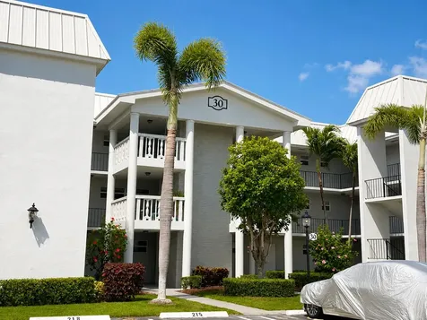 30 Colonial Club Drive Boynton Beach FL 33435