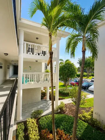 30 Colonial Club Drive Boynton Beach FL 33435