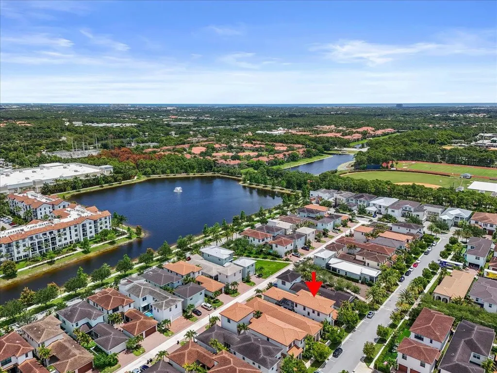 8039 Hobbes Way Palm Beach Gardens FL 33418