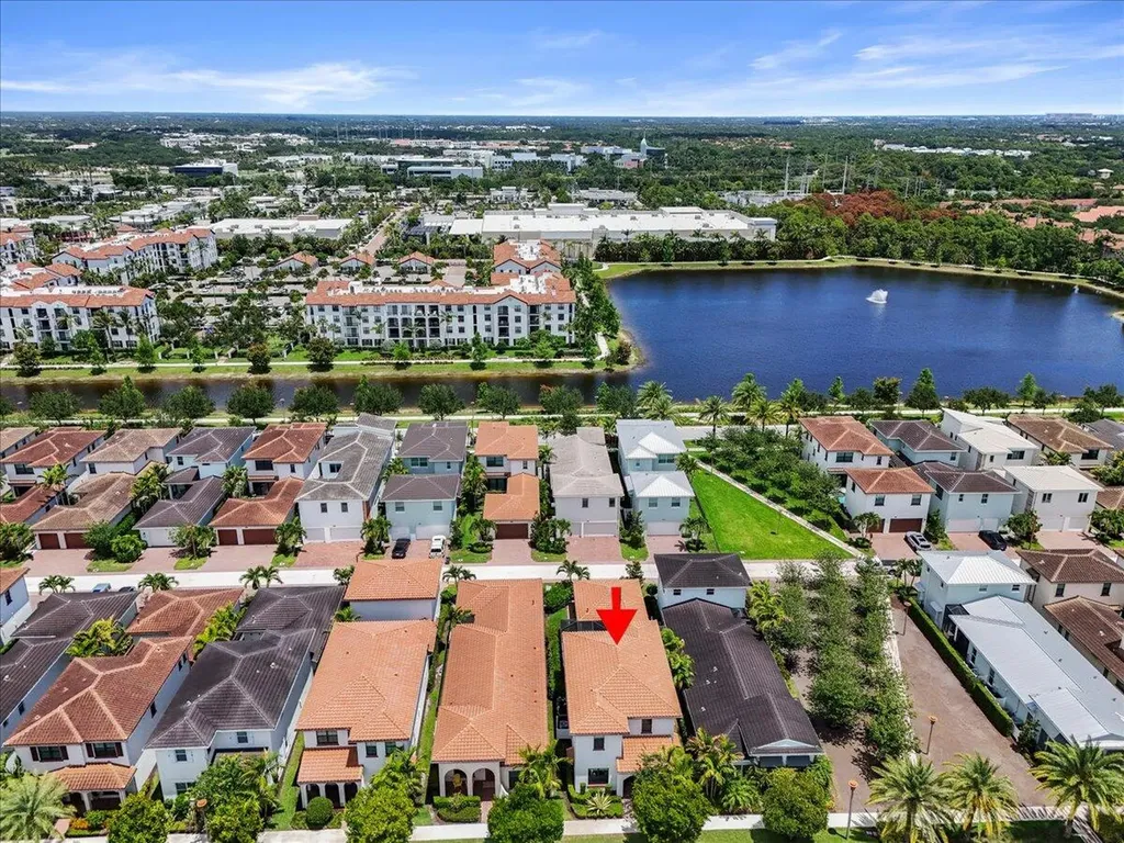 8039 Hobbes Way Palm Beach Gardens FL 33418