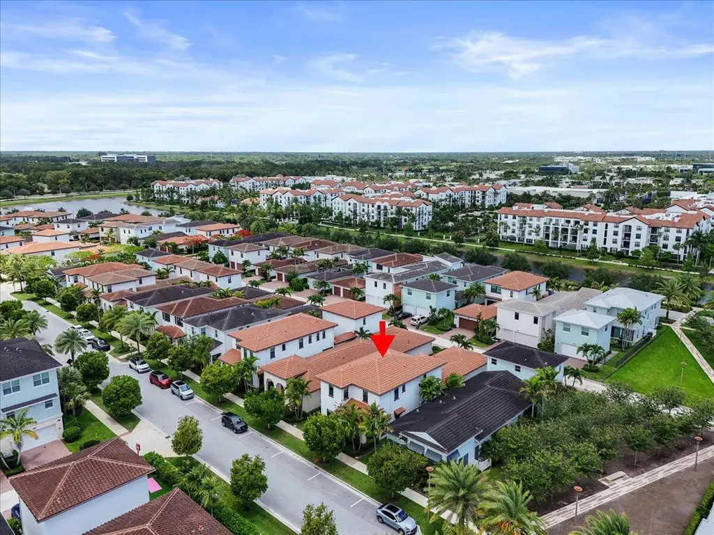 8039 Hobbes Way Palm Beach Gardens FL 33418