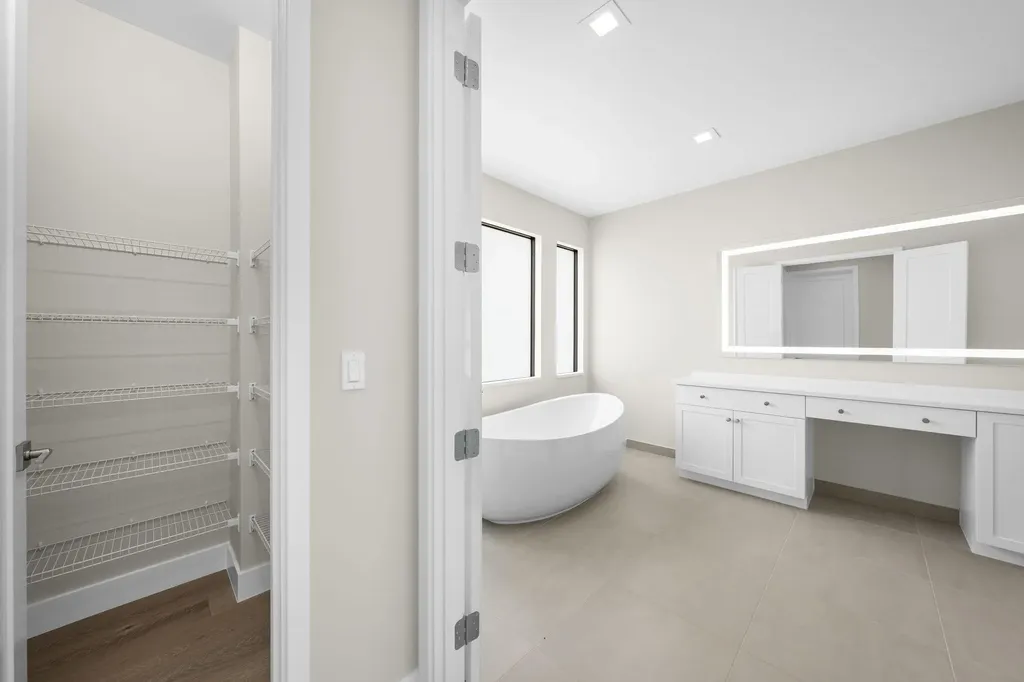 20414 Juniper Bay Avenue Boca Raton FL 33434