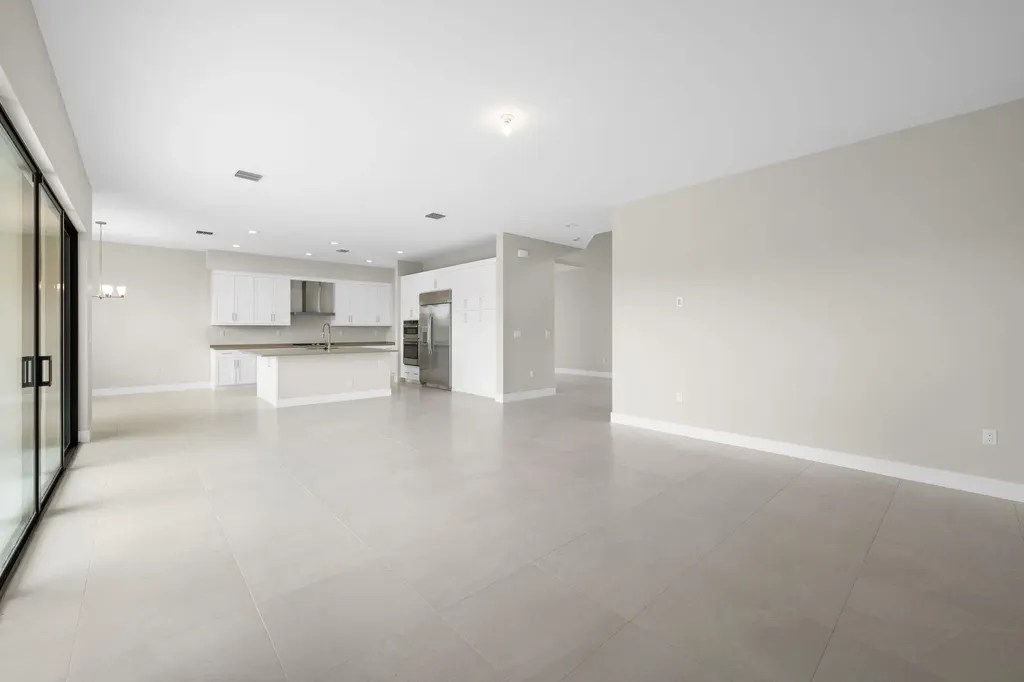 20414 Juniper Bay Avenue Boca Raton FL 33434