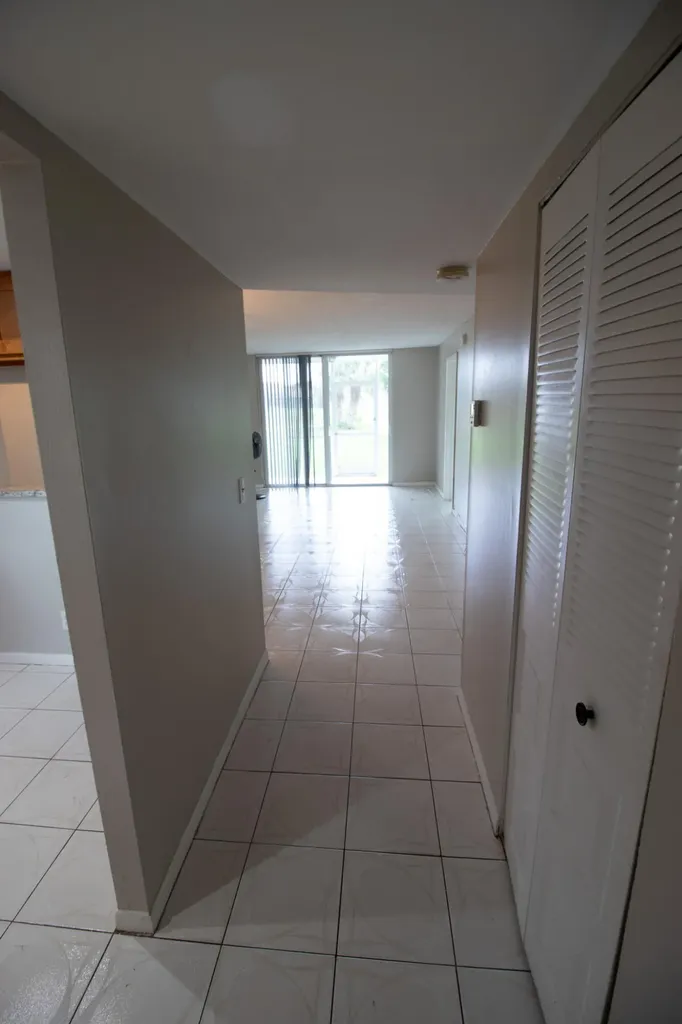 9621 Sunrise Lakes Boulevard Sunrise FL 33322
