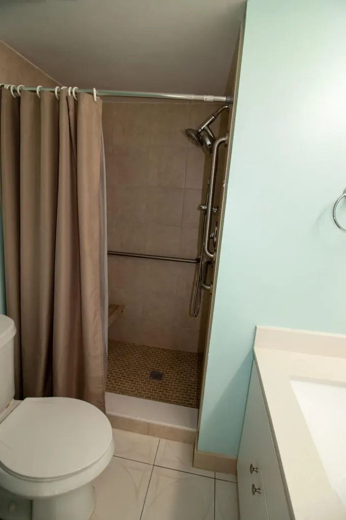 9621 Sunrise Lakes Boulevard Sunrise FL 33322