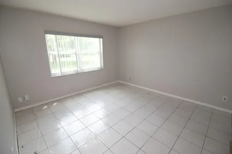 9621 Sunrise Lakes Boulevard Sunrise FL 33322
