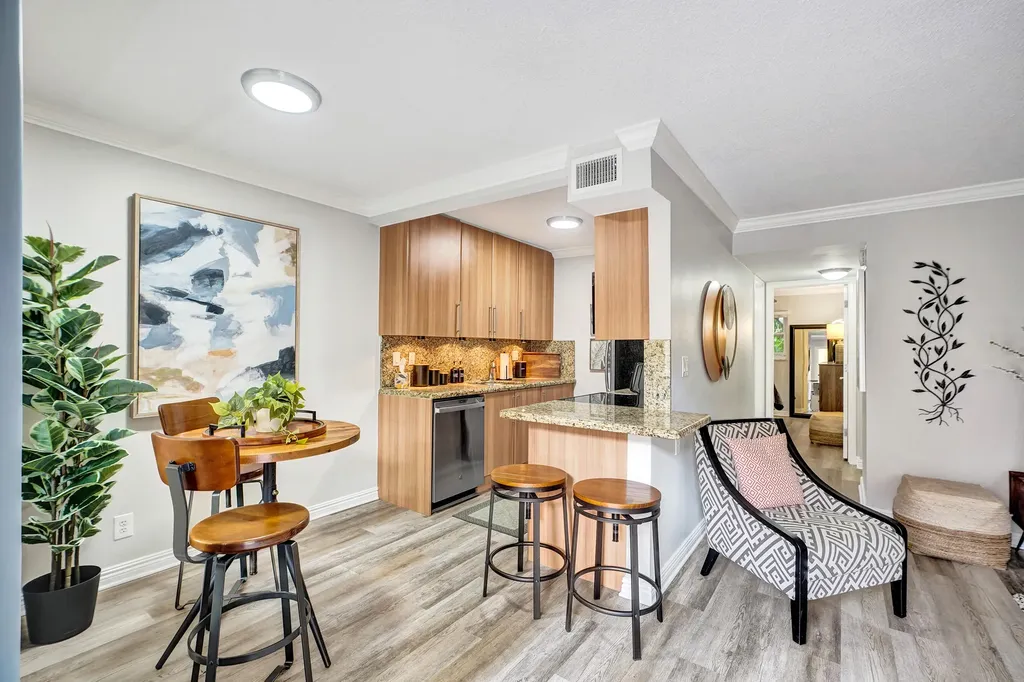 1125 NE 16th Place Fort Lauderdale FL 33305