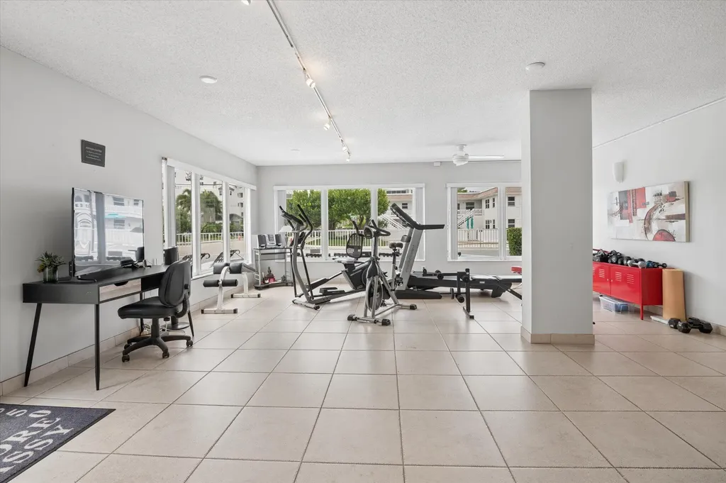 550 Bayshore Drive Fort Lauderdale FL 33304