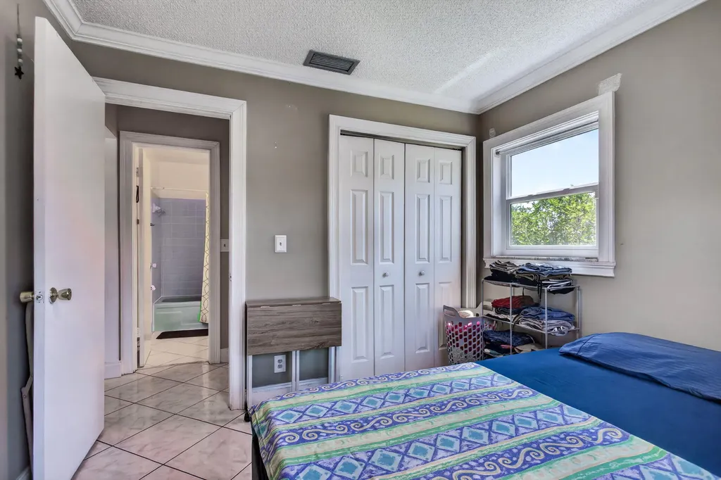 1601 NW 48th Place Deerfield Beach FL 33064