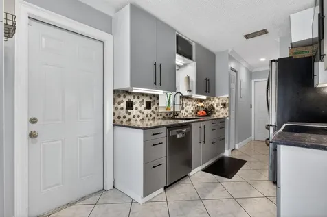 1601 NW 48th Place Deerfield Beach FL 33064