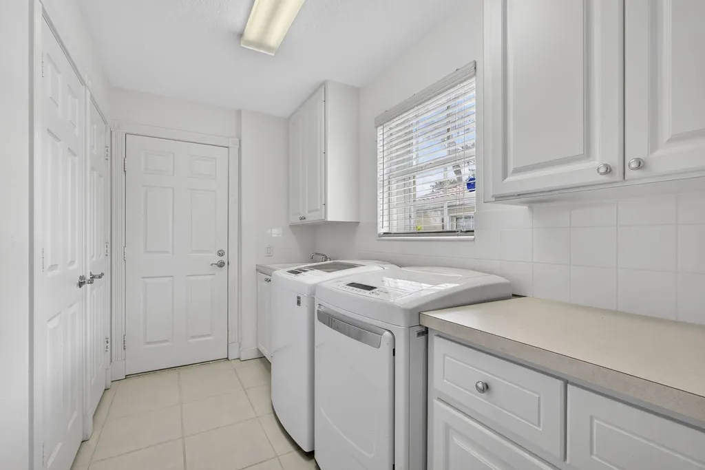 8093 Montserrat Place Wellington FL 33414