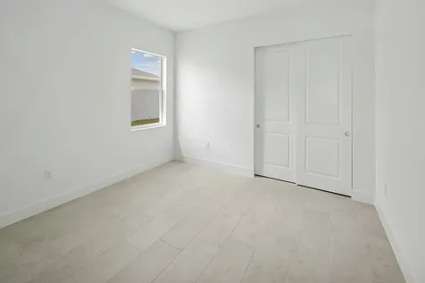 2810 68th Street Vero Beach FL 32967