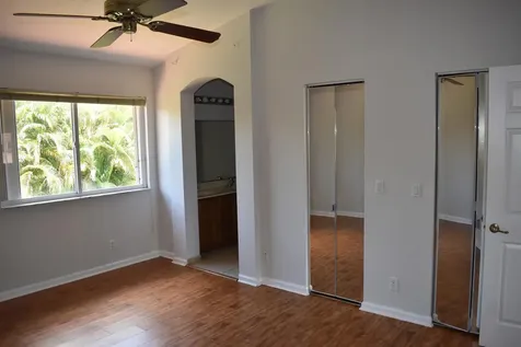 6097 United Street West Palm Beach FL 33411