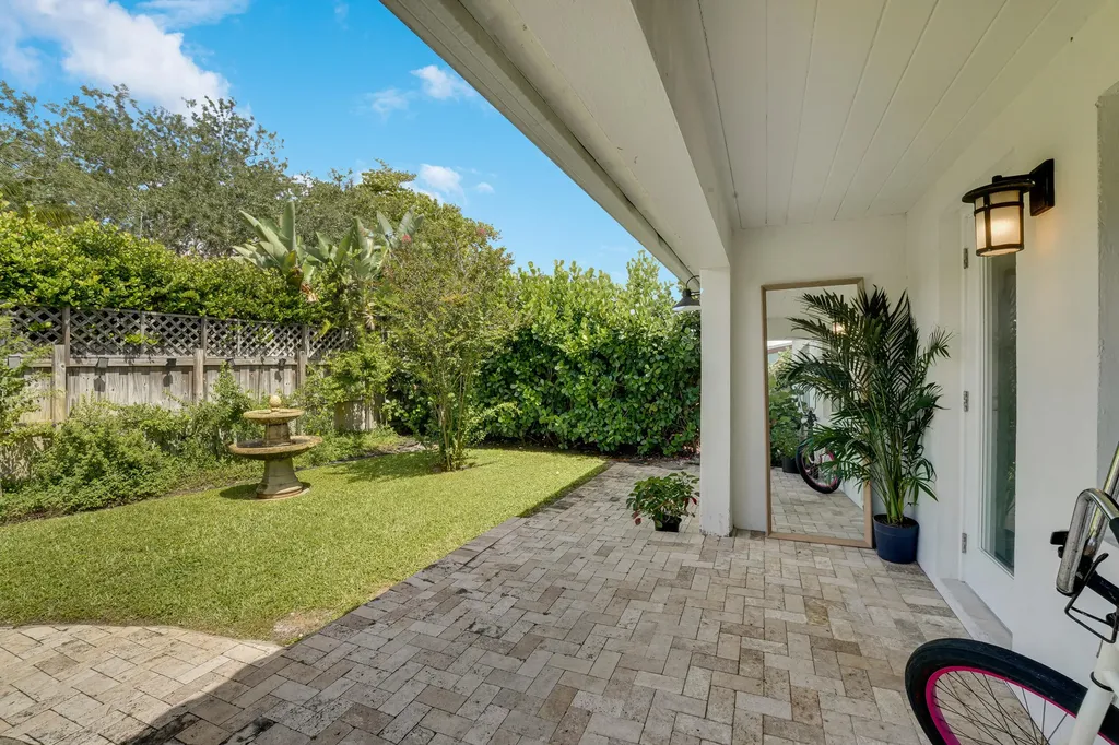 1236 NE 13th Avenue Fort Lauderdale FL 33304