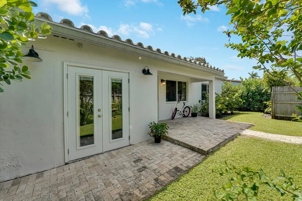 1236 NE 13th Avenue Fort Lauderdale FL 33304