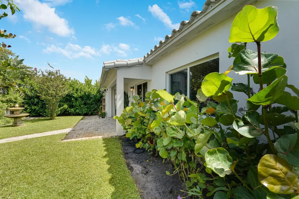 1236 NE 13th Avenue Fort Lauderdale FL 33304