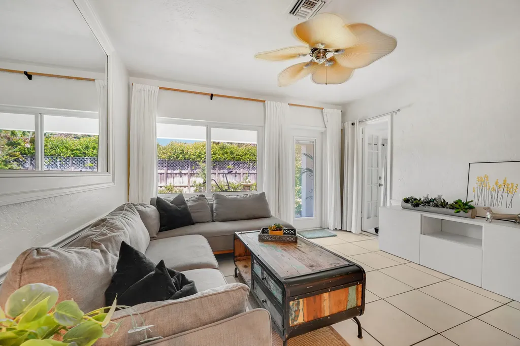 1236 NE 13th Avenue Fort Lauderdale FL 33304