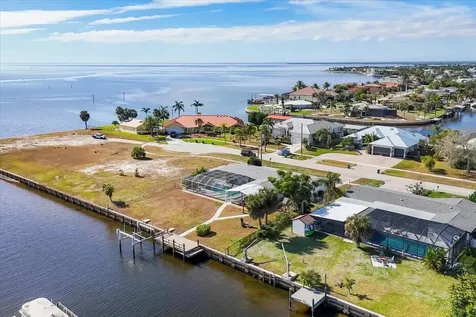 4430 Gardner Port Charlotte FL 33952