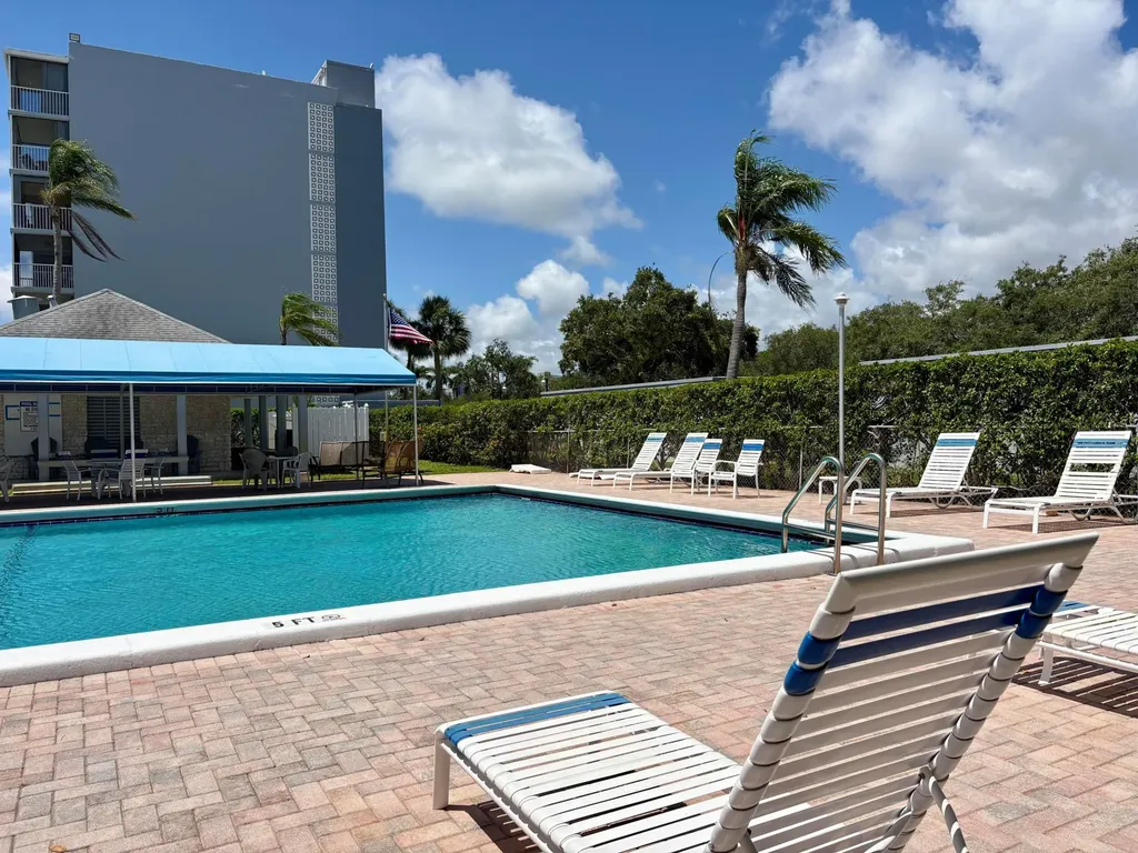 5700 NW 2nd Avenue Boca Raton FL 33487
