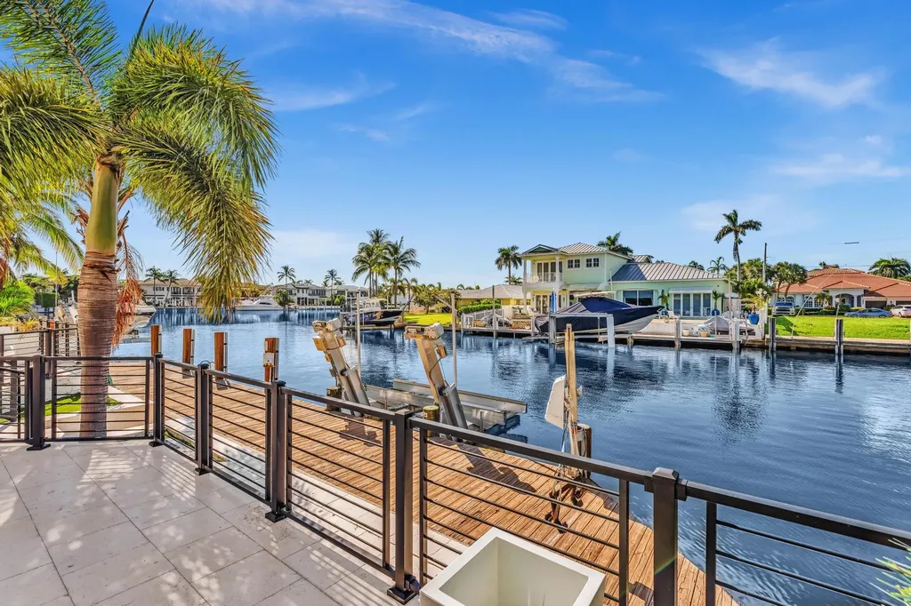 2888 NE 33rd Street Lighthouse Point FL 33064