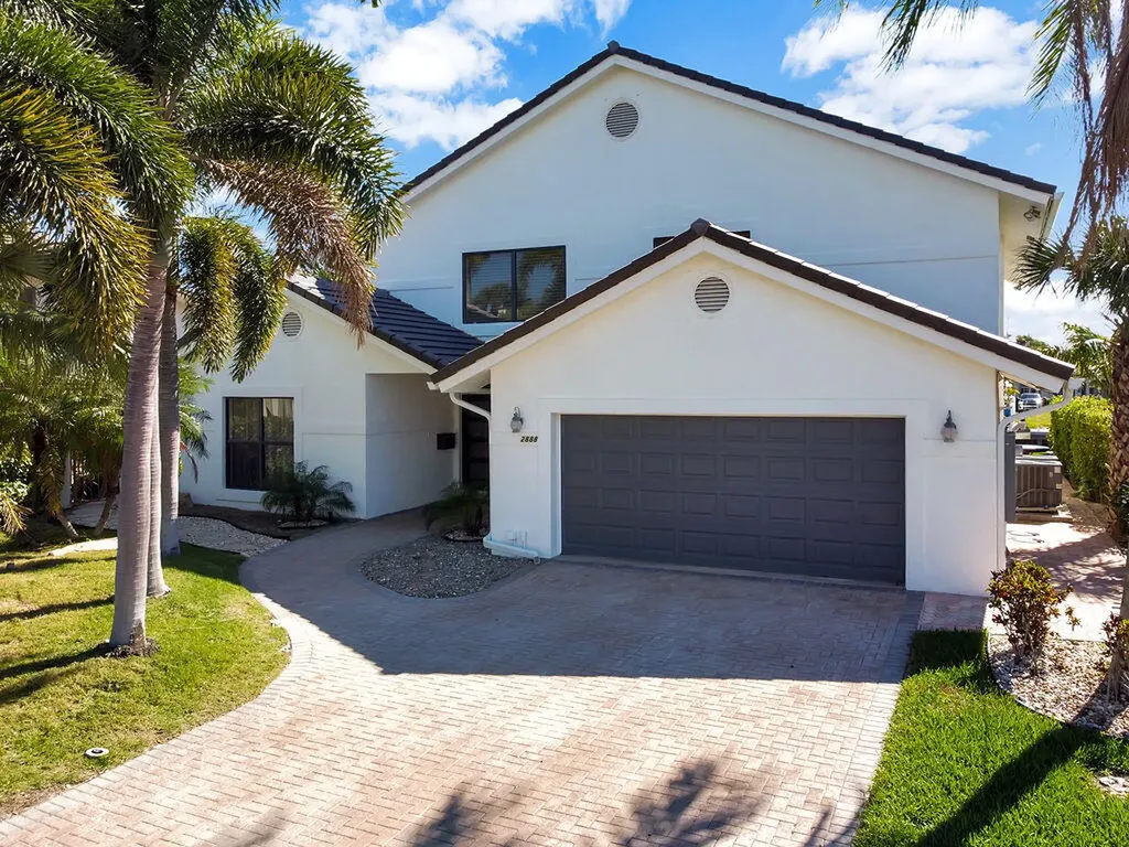 2888 NE 33rd Street Lighthouse Point FL 33064