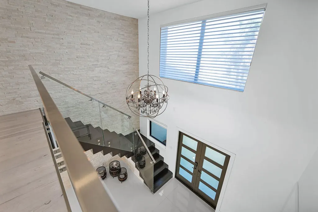 2888 NE 33rd Street Lighthouse Point FL 33064