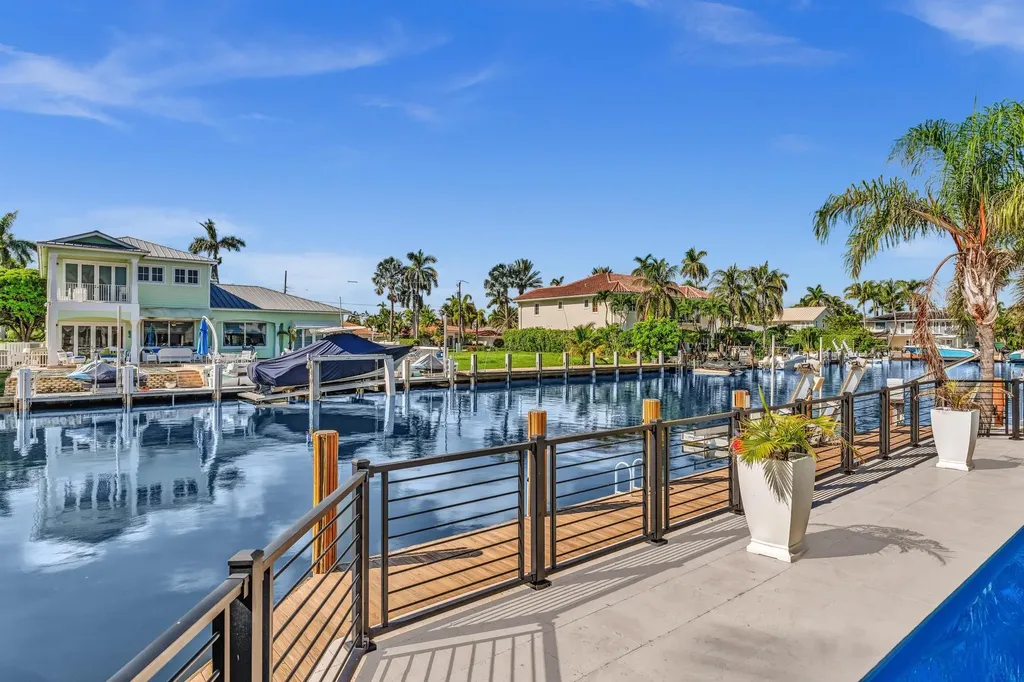 2888 NE 33rd Street Lighthouse Point FL 33064