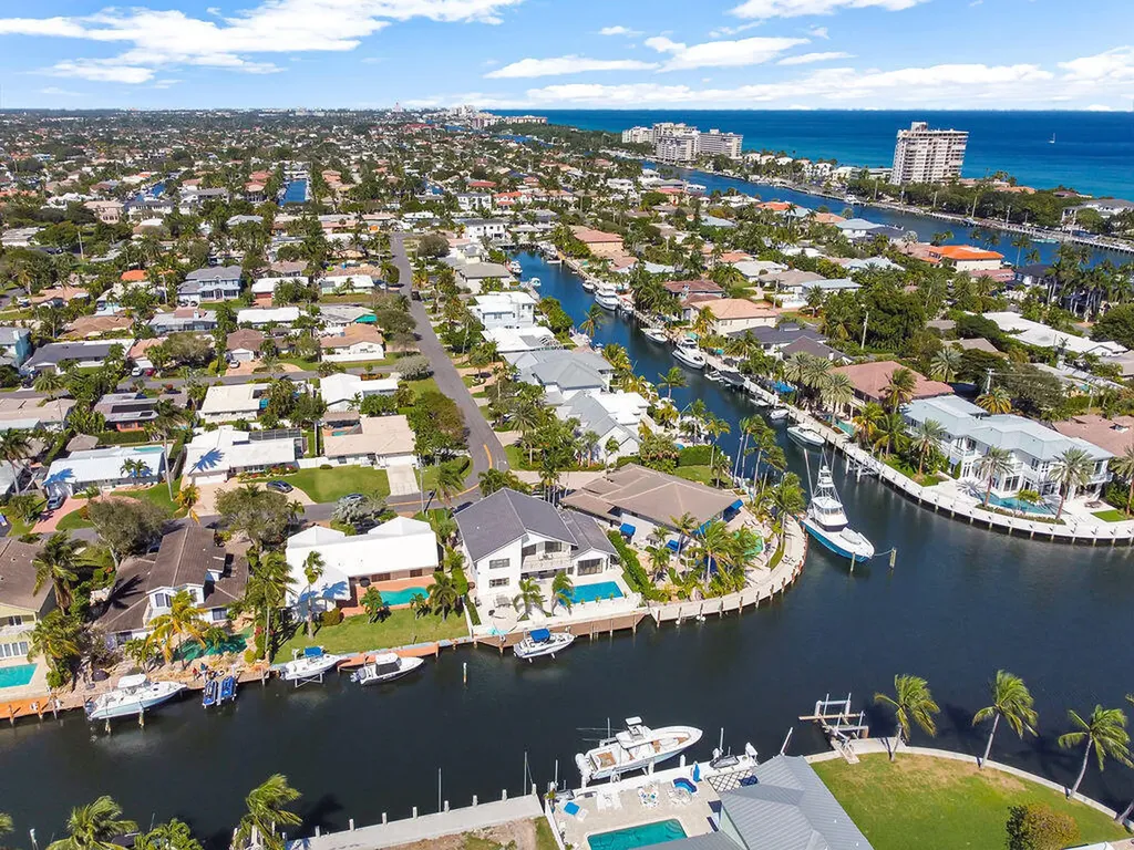 2888 NE 33rd Street Lighthouse Point FL 33064