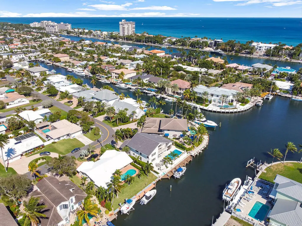 2888 NE 33rd Street Lighthouse Point FL 33064