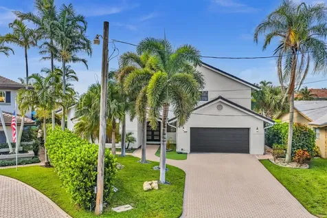 2888 NE 33rd Street Lighthouse Point FL 33064