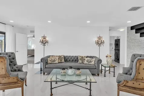 2888 NE 33rd Street Lighthouse Point FL 33064