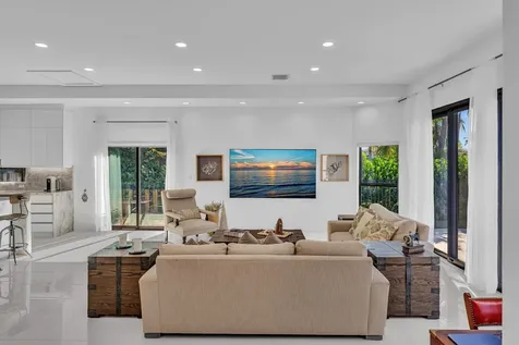 2888 NE 33rd Street Lighthouse Point FL 33064
