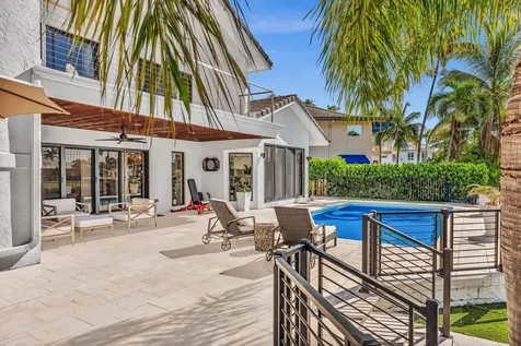 2888 NE 33rd Street Lighthouse Point FL 33064