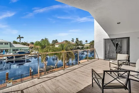 2888 NE 33rd Street Lighthouse Point FL 33064