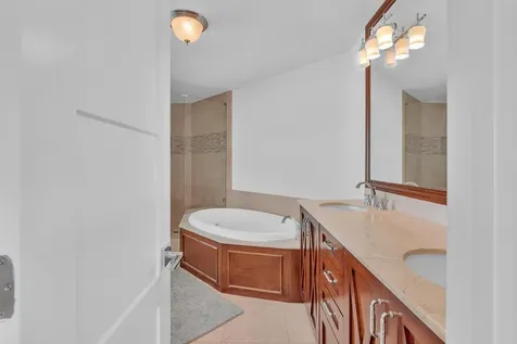 2888 NE 33rd Street Lighthouse Point FL 33064