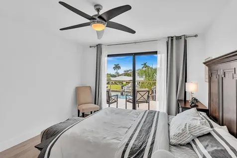 2888 NE 33rd Street Lighthouse Point FL 33064